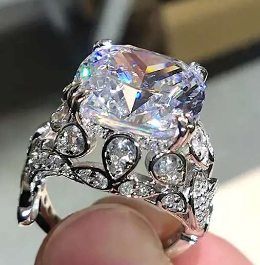 Sparkling Square Cut Simulated Diamond Women Ring : 65% OFF